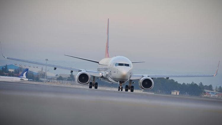 الخطوط الجوية البريطانية تعلق رحلاتها بين لندن وطهران