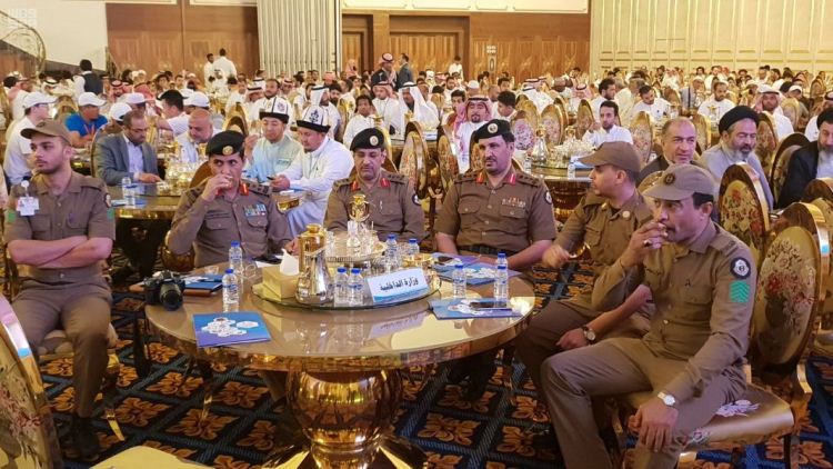 وزارة الحج والهيئة التنسيقية لأرباب الطوائف يبحثان إرشاد الحجاج نحو التوجه إلى المسجد الحرام