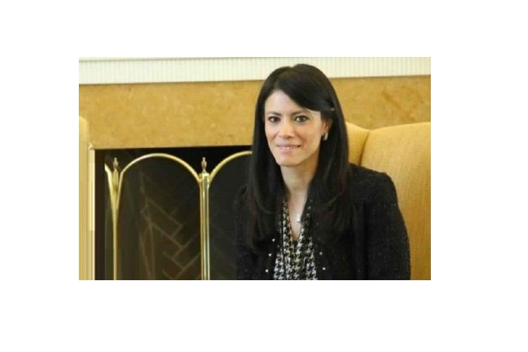 وزيرة سياحة مصر تشارك فى اجتماع رئيس الوزراء بمدير “توماس كوك” لبحث اسباب وفاة البريطانيين