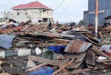 384 قتيلا ارتفاع حصيلة ضحايا زلزال وتسونامي إندونيسيا