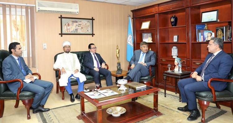 وزير الآثار المصرى يبحث آليات استئناف العمل بمسجد الظاهر بيبرس بمنطقة الظاهر مع الجانب الكازاخستاني