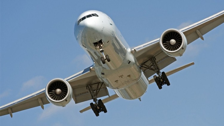 إصابة 18 شخص فى انحراف طائرة ركاب روسية عن المدرج