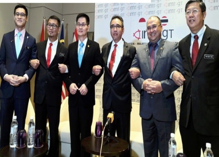 ماليزيا تعزز علاقاتها مع إندونيسيا وتايلاند فى مجال النقل الجوي