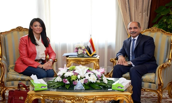 تعرف على الضوابط الجديدة لبرنامج السياحة المصرية لتحفيز الطيران العارض بالتعاون مع الطيران المدنى