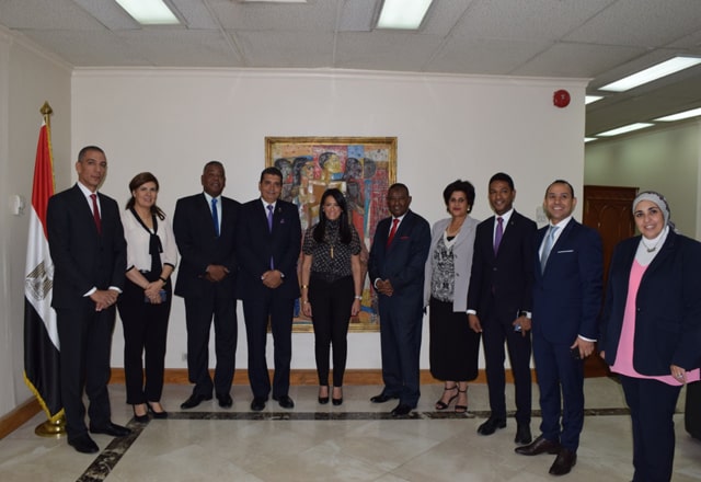 المشاط تناقش دعم جودة الخدمات الفندقية مع مجموعة طهاة سلاسل الفنادق العالمية فى مصر