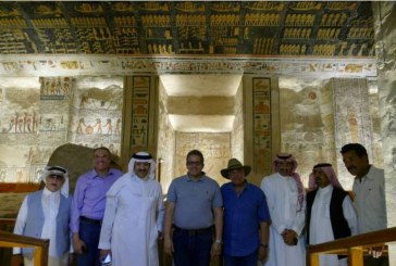 بالصور .. وزير الاثار والامير سلطان بن سلمان و زاهي حواس فى جولة بمدينة الأقصر