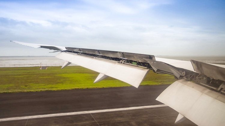 تحطم طائرة مالك نادي ليستر سيتي الإنجليزي