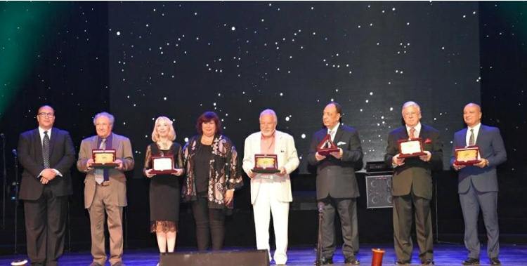 بالصور.. وزيرة الثقافة تكرم كامي والصعيدي وخليل وغباشي وارمينيا واسم مانياتو في عيد الاوبرا الـ 30