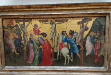 بالصور .. باحثة مصرية تعرض تقنيات عمل الأيقونات المصرية بمؤتمر بباريس