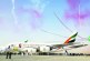 طيران الإمارات تشارك في معرض البحرين للطيران بالإيرباص العملاقة A380 تحمل ملصق عام زايد