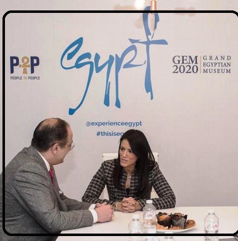 وزيرة سياحة مصر تلتقى نظيرها الانجليزى داخل الجناح المصرى بسوق السفر بلندن WTM