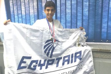 مصرللطيران تجدد رعايتها لبطل الاسكواش المصري عبدالله عمرو عادل
