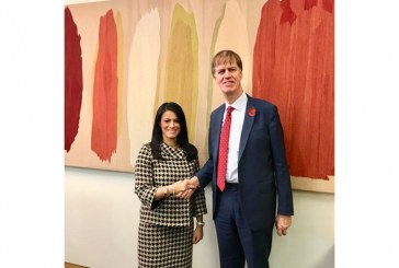 الدكتورة رانيا المشاط وزيرة السياحة تلتقى الرئيس المنتخب لجمعية الصداقة المصرية بالبرلمان البريطانى