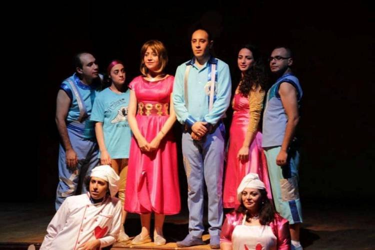 مصر تحصل على جائزة افضل عمل بمهرجان الرواد المغربى