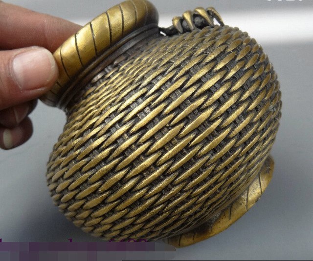 العثور على خمرا في وعاء برونزي عمره 2000 سنة في قبر قديم بالصين