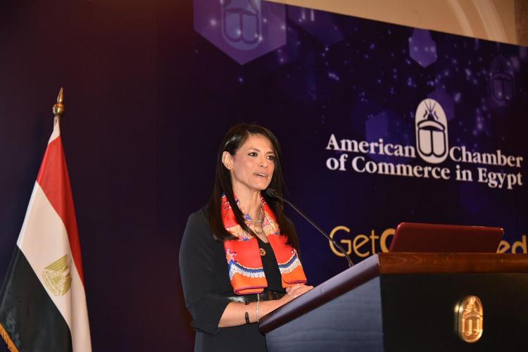 غرفة التجارة الأمريكية بالقاهرة تمنح وزيرة سياحة مصر العضوية الشرفية