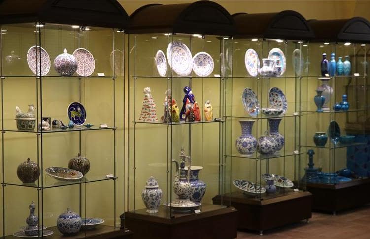 متحف كوتاهية يحكي لزواره تاريخ الخزف في تركيا ..