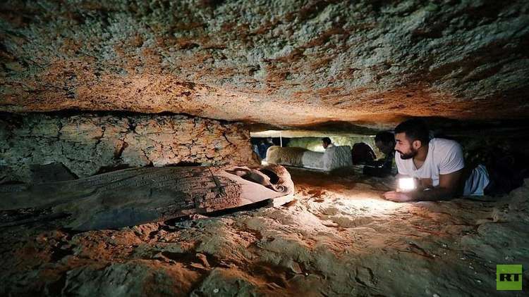 العنانى :كشف أثري جديد يضم مومياوات لكبار الكهنة في الدولة الحديثة بمحافظة المنيا