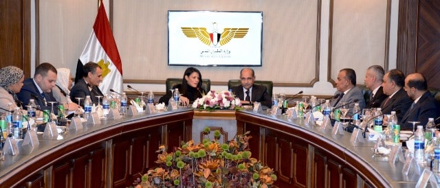 نتائج إيجابية لبرنامج تحفيز الطيران فى لقاء وزيرى الطيران و السياحة