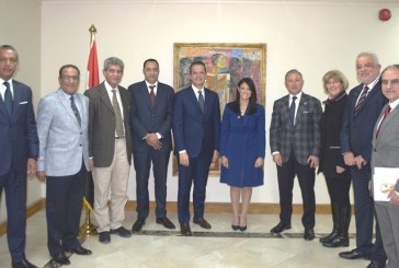 وزيرة السياحة تعقد اجتماعها الأول مع أعضاء مجلس الاتحاد المصرى للغرف السياحية