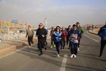 دعما لتنشيط السياحة الثقافية .. وزيرة السياحة تشارك فى ماراثون الأهرامات الرياضي