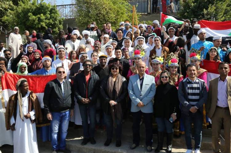 بالصور .. عبد الدايم وابراهيم يطلقان فعاليات الدورة السابعة لمهرجان اسوان الدولي للثقافة والفنون