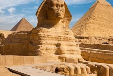 احتجاجا على قرار وزيرة السياحة المرشدين السياحيين تدعو لوقفة سلمية بمحافظات الجمهورية