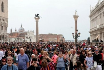 البندقية الإيطالية تفرض على السائحين رسوم دخول