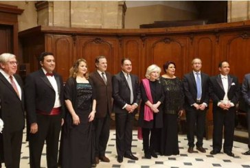 أنا المصرى تتوج حفل فرقة أوبرا القاهرة فى باريس