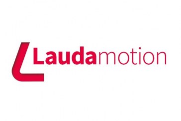 فشل إقلاع طائرة يتسبب فى إغلاق مطار لندن ستانستيد لساعات