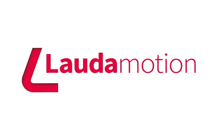 فشل إقلاع طائرة يتسبب فى إغلاق مطار لندن ستانستيد لساعات