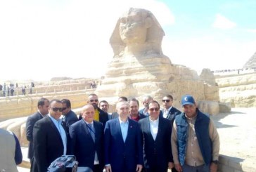 بالصور .. رئيس دولة البانيا يزور منطقة آثار الأهرامات و المتحف المصري الكبير