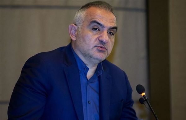 وزير سياحة تركيا : إسطنبول تحتضن ميناء سياحي كبير بحلول 2021