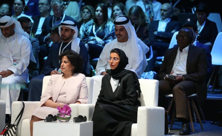 الشيخة مى تشارك 90 دولة فى