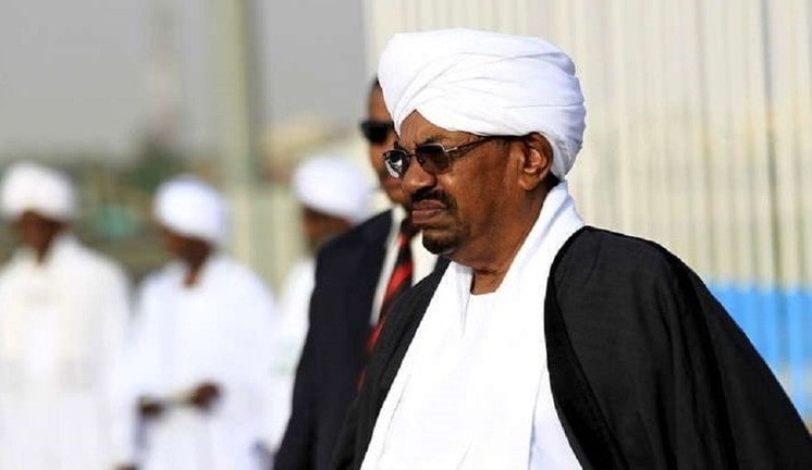 النيابة العامة تحقق مع الرئيس المعزول عمر البشير بتهمة غسيل الاموال