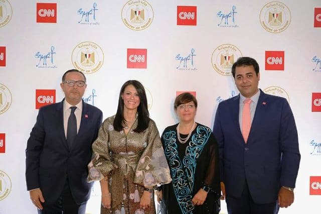 سياحة مصر تستعد لتدشين حملة ترويجية مع شبكة CNN العالمية باستخدام تقنيات الوسائط الرقمية
