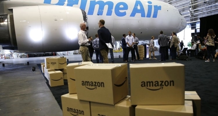 «أمازون» تعتزم بناء مطاراً مخصصاً للشحن