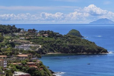 جزيرة إلبا الايطالية تطلق عرضا مغريا يعوض السائحين عن المطر