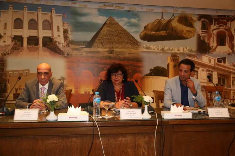 بينالى القاهرة يعود بانشطته الدولية بعد توقف 8 سنوات