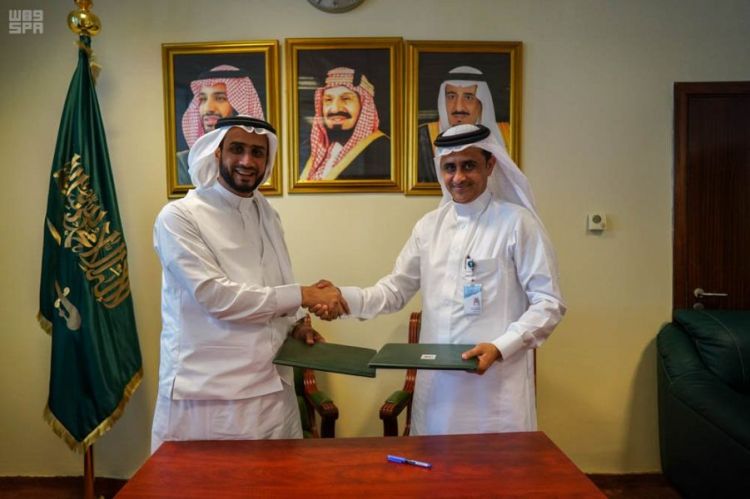 وزارة الحج والعمرة و الجمارك توقعان مذكرة تفاهم لتسهيل إجراءات الحجاج بمطار الملك عبدالعزيز الدولي بجدة