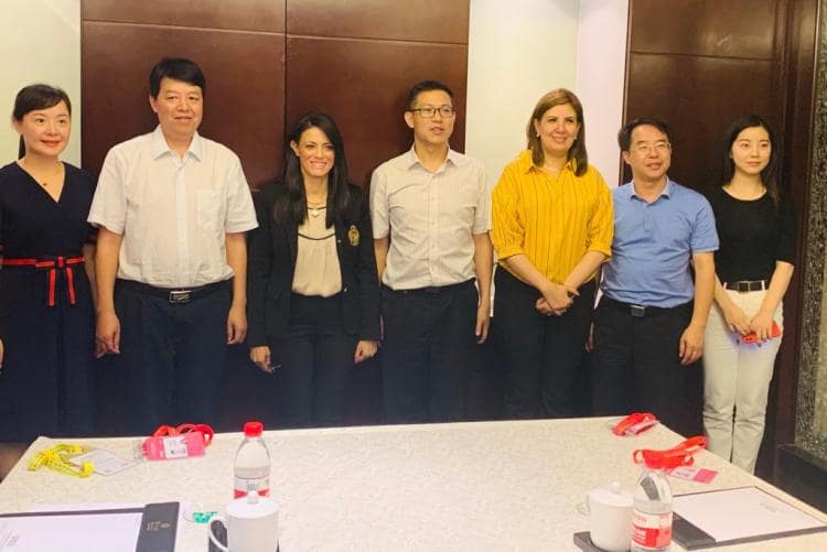 وزيرة السياحة المصرية تبحث مع أكبر مدرسة فندقة بالصين سبل التعاون في مجال التدريب