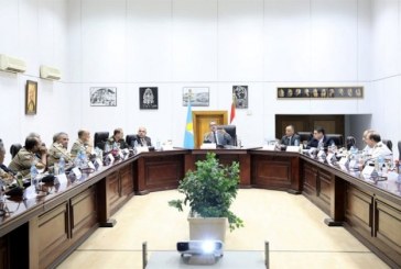 وزير الاثار يناقش فعاليات نقل المومياوات الملكية من متحف التحرير الي المتحف القومي للحضارة المصرية بالفسطاط