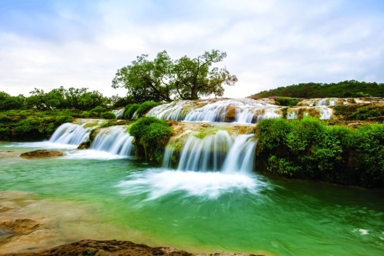 الاتحاد للطيران تطلق رحلاتها بين أبوظبى و صلالة