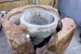 اكتشاف “جرن معمودية صخري” يعود للقرن السادس الميلادي في كنيسة المهد