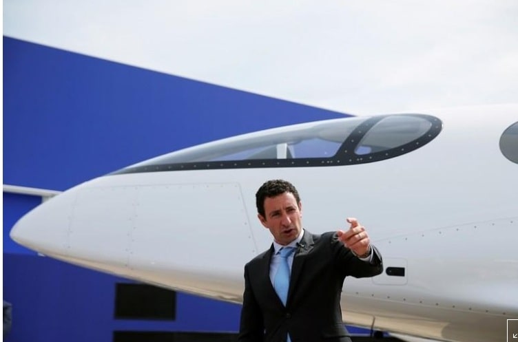 أول طائرة ركاب كهربائية تنطلق من معرض باريس