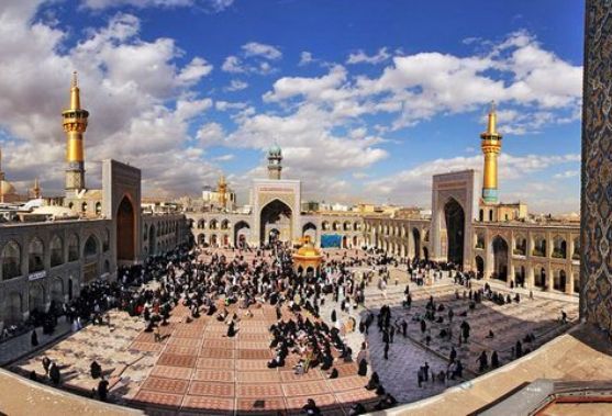 إيران تقرر عدم ختم جوازات السياح الاجانب في المطارات .. لجذب مزيد من السياح