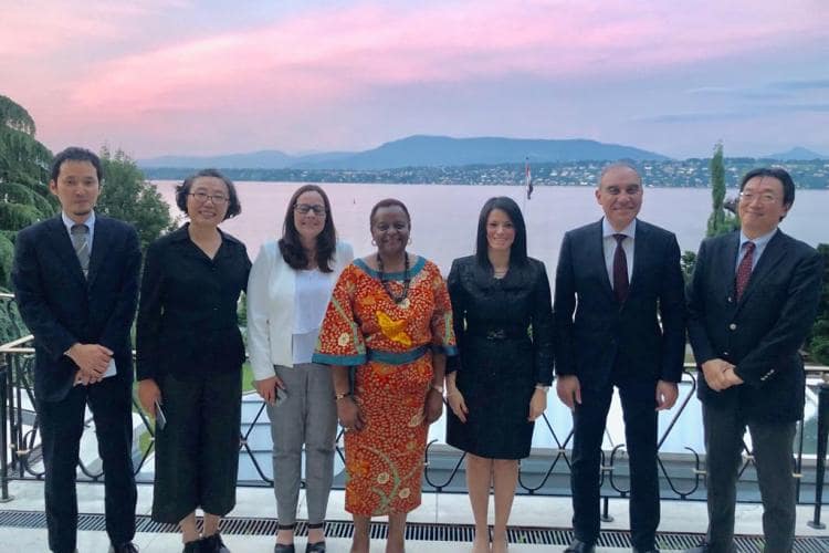 وزيرة السياحة المصرية تناقش سبل التعاون مع