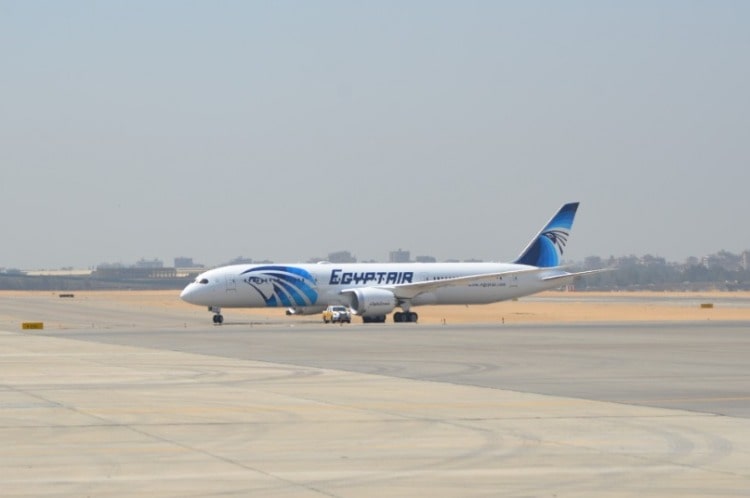 بالصور.. مصرللطيران تتسلم طائرة الأحلام الرابعة من طراز B787-9 Dreamliner وباريس أولي وجهاتها