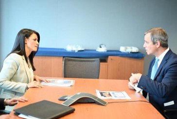 وزيرة السياحة المصرية تبحث سبل التعاون مع مسئولي مؤسسة التمويل الدولية ومجموعة البنك الدولى