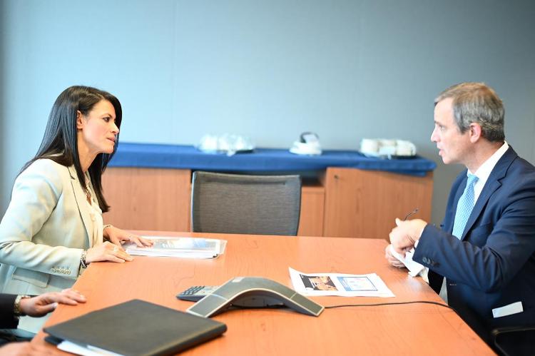 وزيرة السياحة المصرية تبحث سبل التعاون مع مسئولي مؤسسة التمويل الدولية ومجموعة البنك الدولى